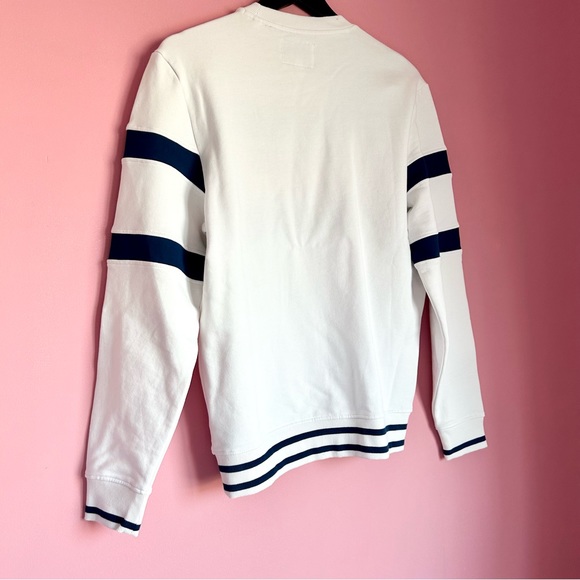 Men’s Guess Crewneck Sweater - Picture 8 of 9